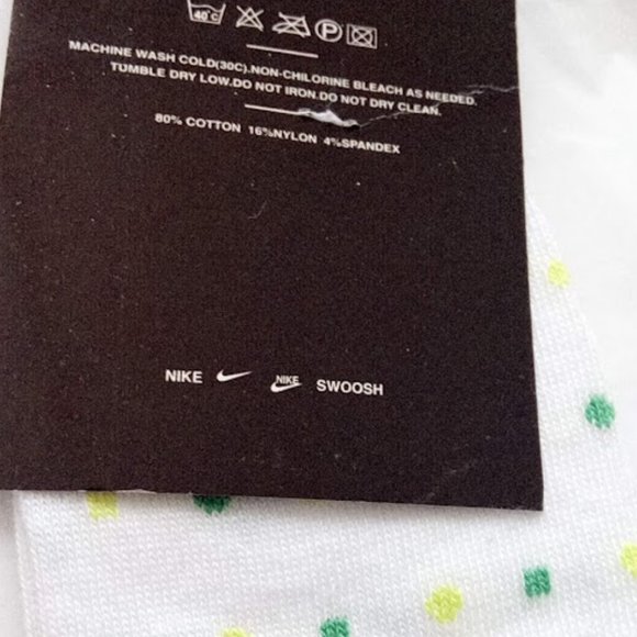 New Nike White Green Yellow Women's  Ped Socks - Picture 4 of 4